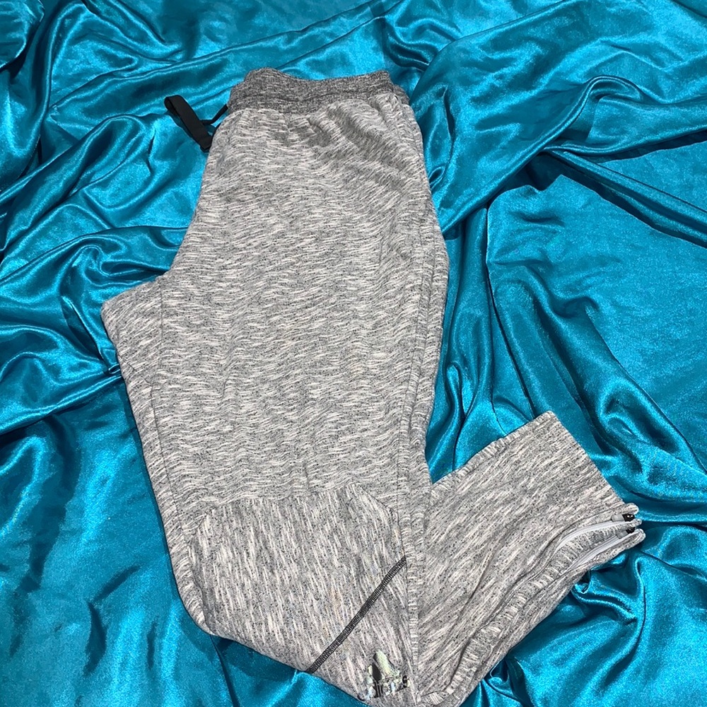 Last chance🔅NWOT Adidas joggers